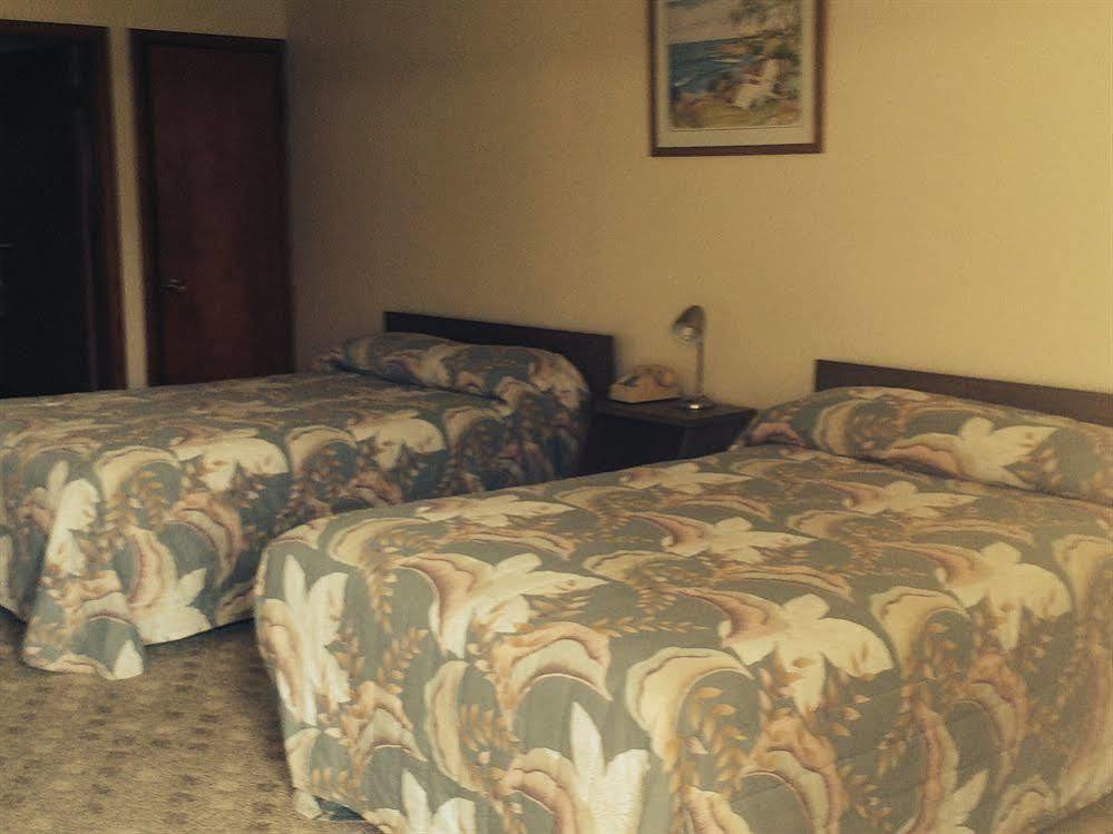 Plaza Inn Peabody Εξωτερικό φωτογραφία